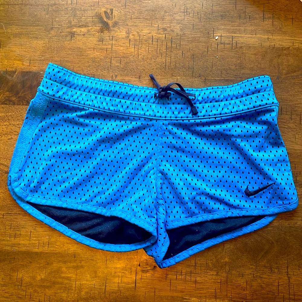 Sky blue Nike athletic shorts! Comfortable, airy, and in excellent condition🤩